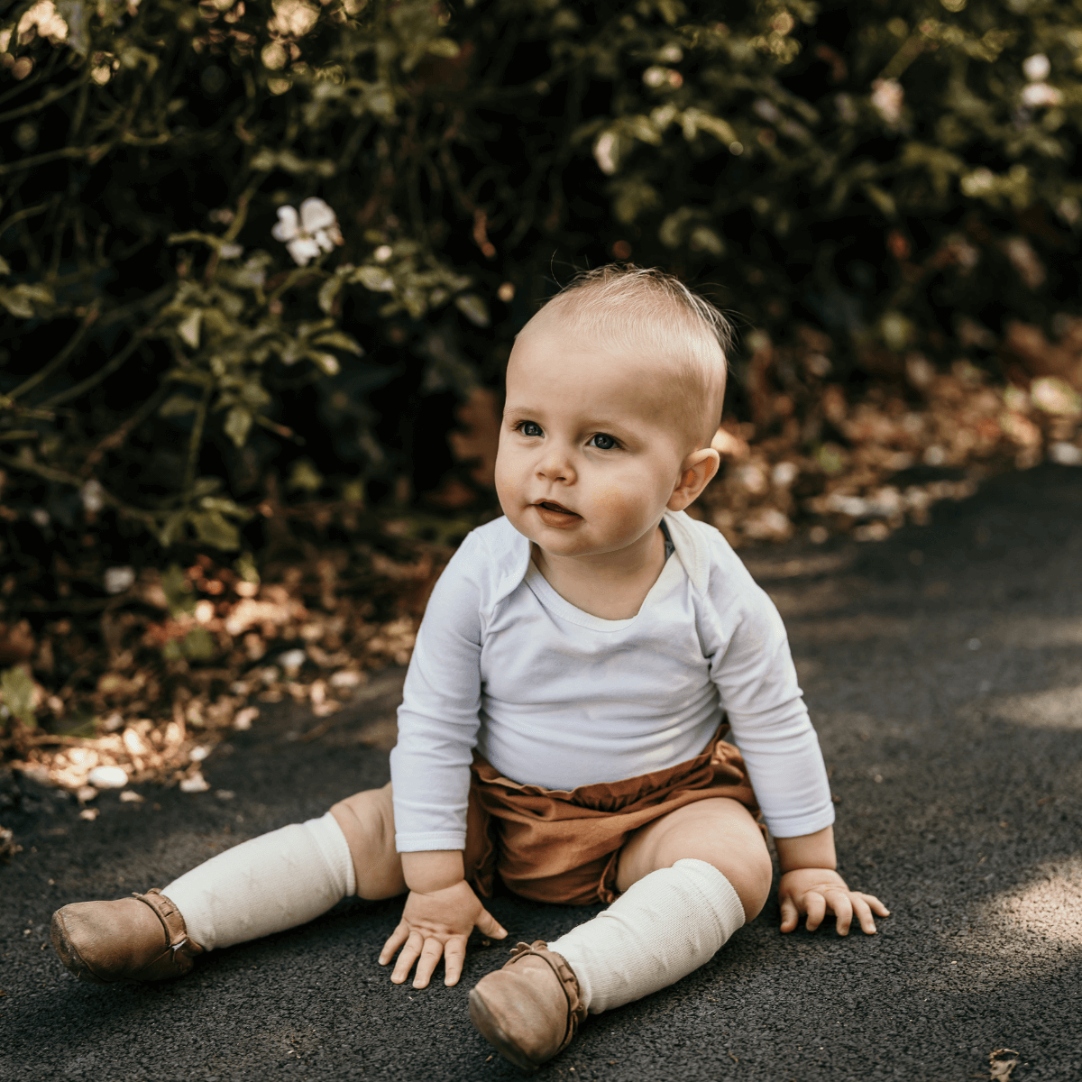 Merino Wool Baby Knee-high socks cream with oatmeal crosses by Lamington NZ